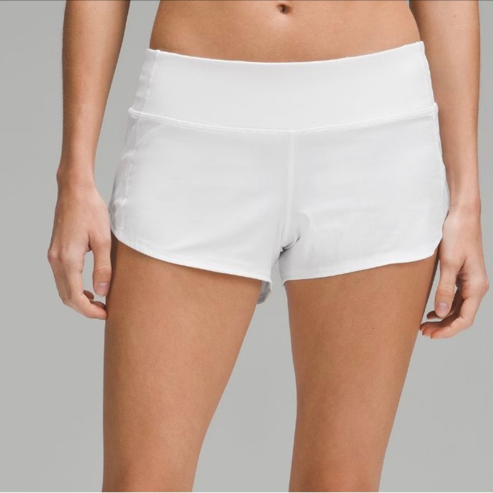 lulu white speed ups size 2!